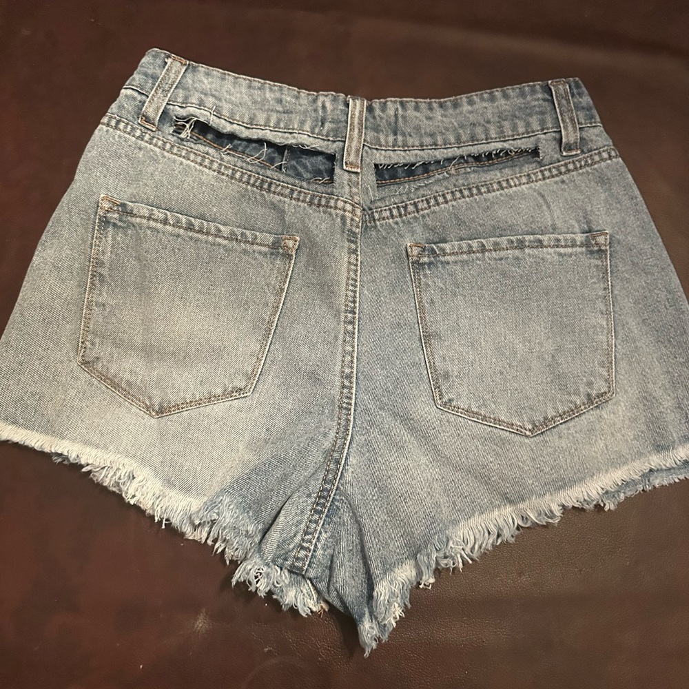 Fashion nova shorts - Picture 6 of 9